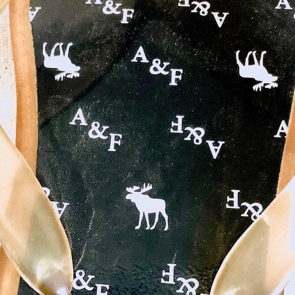 A&F jelly beach flipflops - Picture 4 of 5